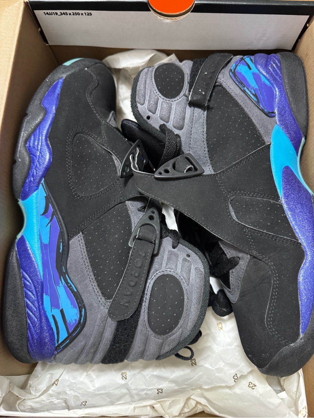 Jordan 8 Retro "Aqua"